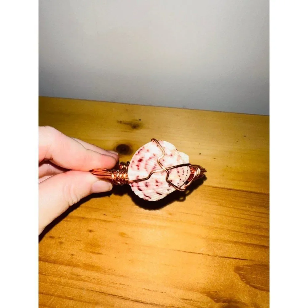 Wrapped Seashell Bracelet Rose Gold‎ Copper Wire